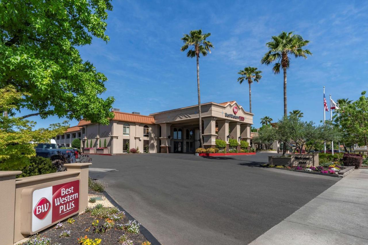 Best Western Plus Hilltop Inn Redding Buitenkant foto