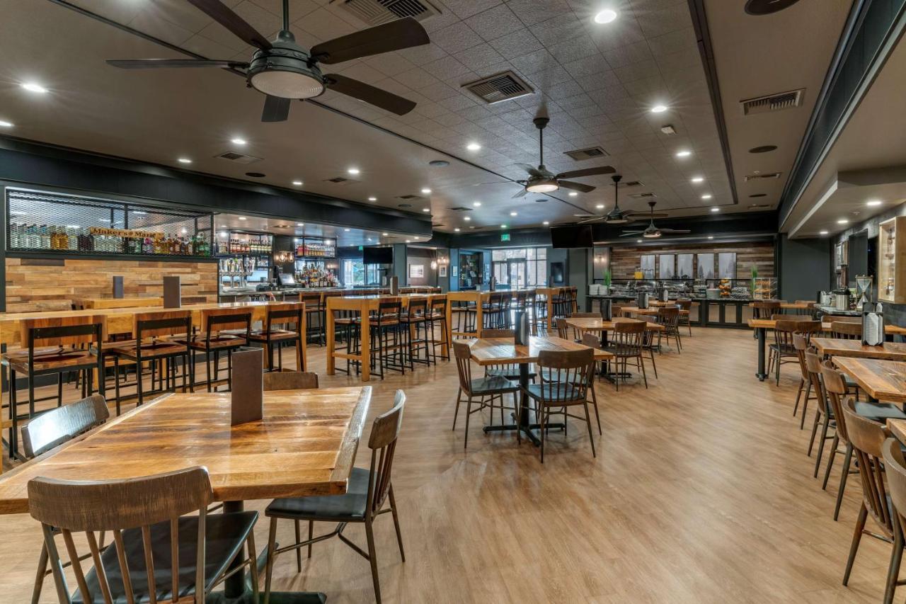 Best Western Plus Hilltop Inn Redding Buitenkant foto
