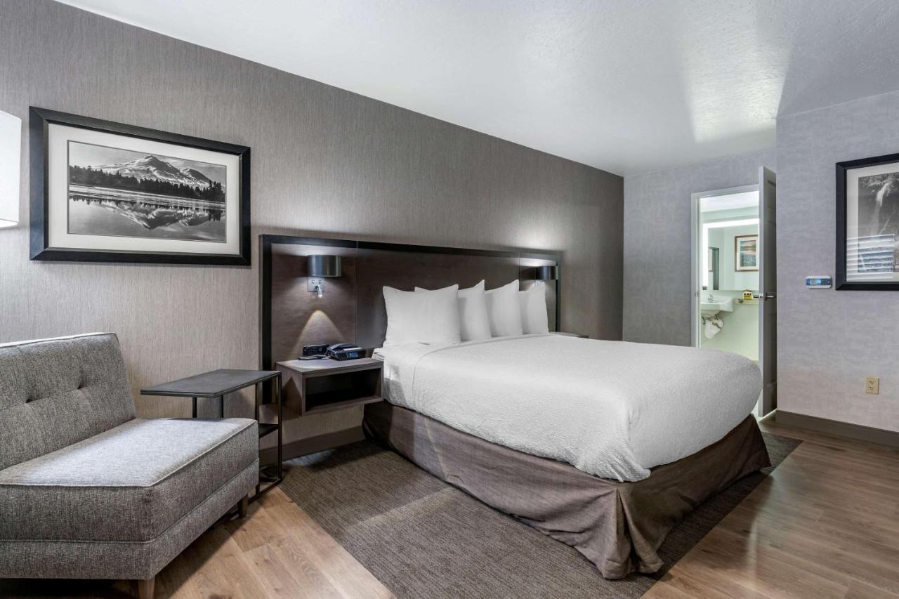 Best Western Plus Hilltop Inn Redding Buitenkant foto