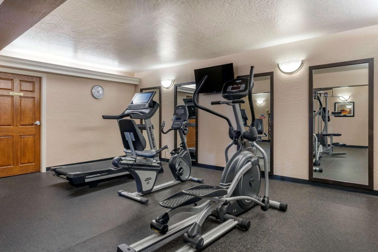 Best Western Plus Hilltop Inn Redding Buitenkant foto