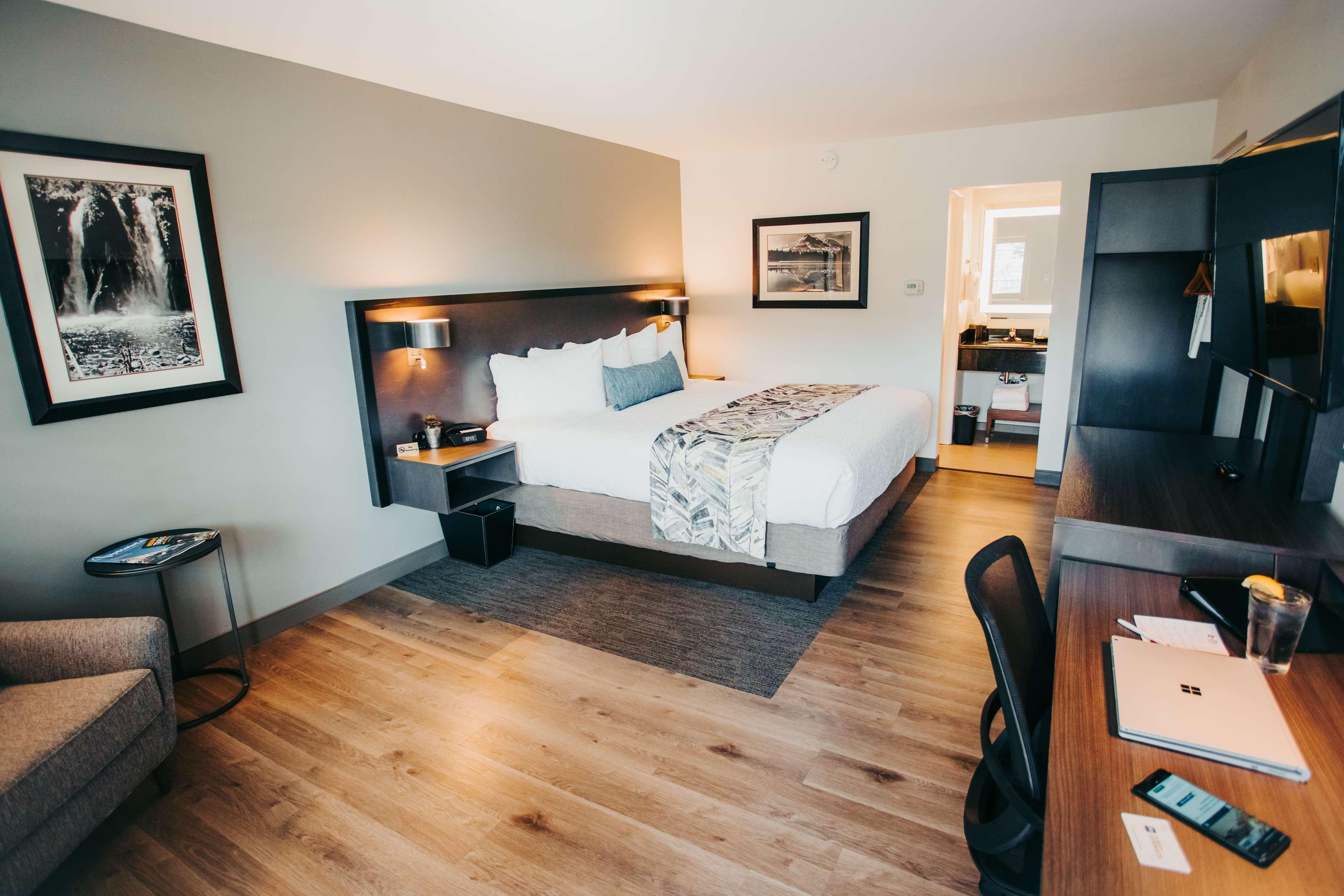Best Western Plus Hilltop Inn Redding Buitenkant foto