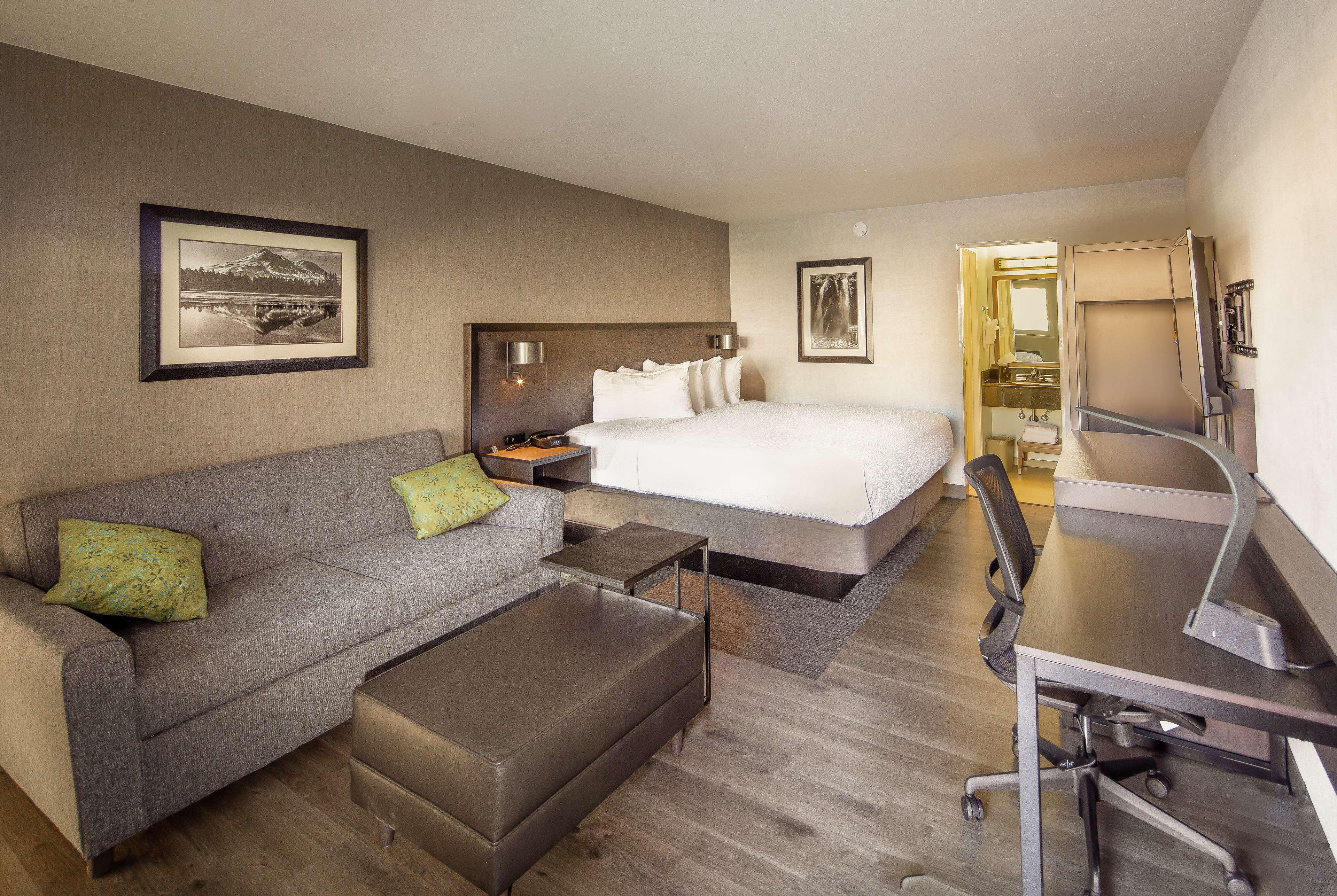 Best Western Plus Hilltop Inn Redding Buitenkant foto