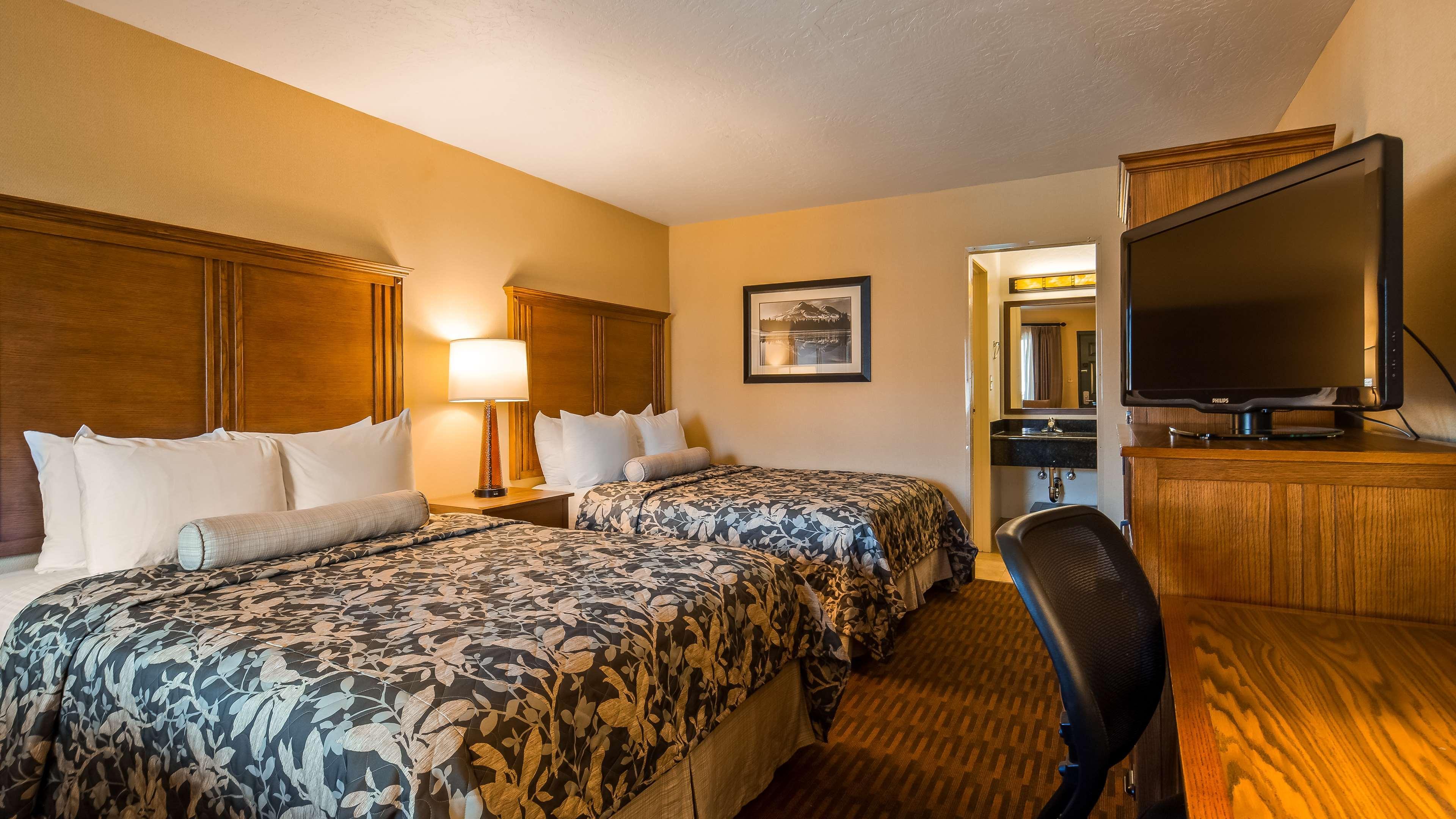 Best Western Plus Hilltop Inn Redding Buitenkant foto