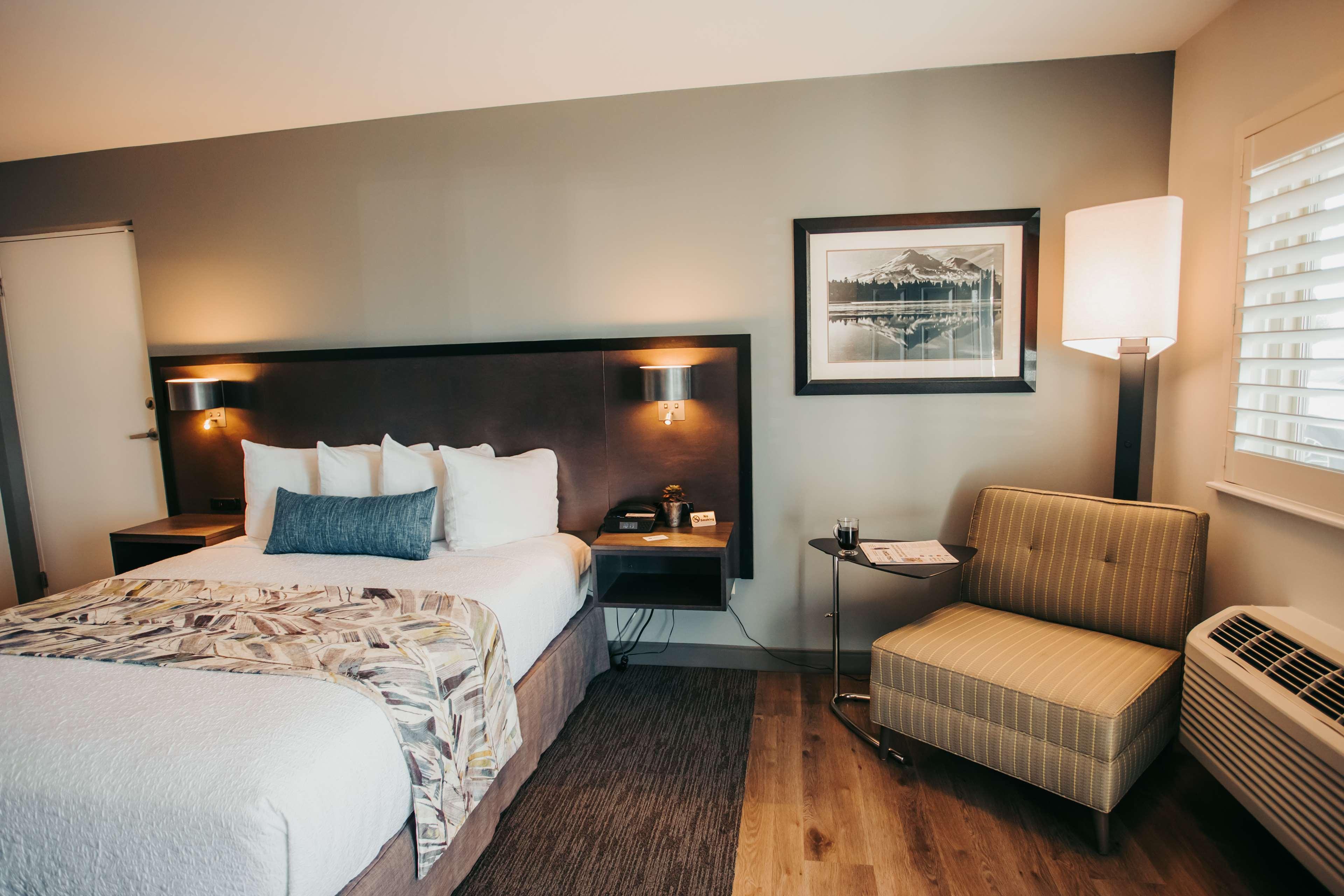 Best Western Plus Hilltop Inn Redding Buitenkant foto